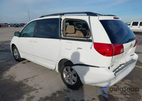 2006 Toyota Sienna Le z USA, uszkodzony, nr VIN 5TDZA23C16S586428